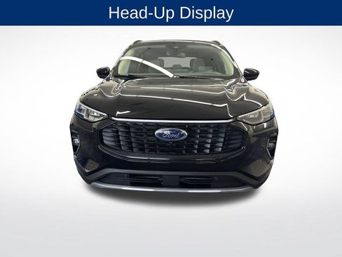 Used 2023 Ford Escape Platinum w/ Premium Technology Package AWD/4WD image 9
