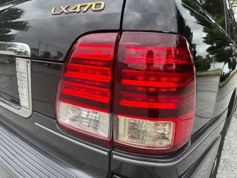 Used 2003 Lexus LX 470 4WD image 11