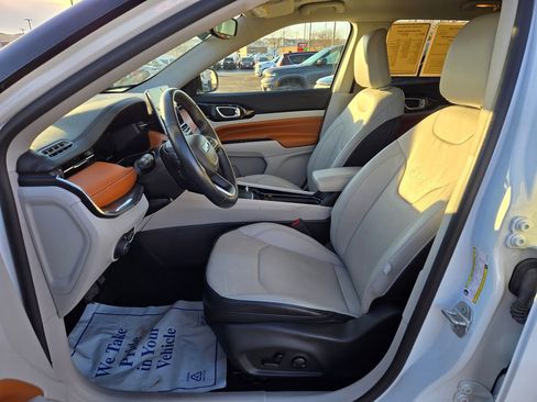 Used 2022 Jeep Compass Limited w/ Elite Group image 15