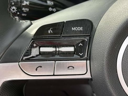 Used 2023 Hyundai Elantra Limited w/ Cargo Package FWD image 29