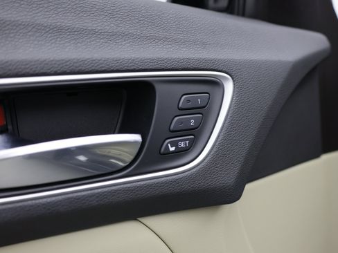 Used 2020 Acura TLX FWD image 15