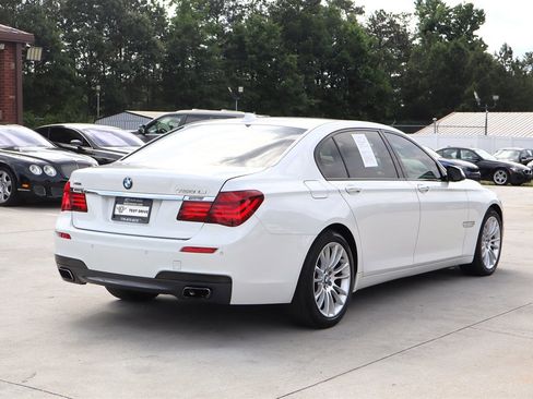 Used 2015 BMW 750Li xDrive AWD/4WD image 7