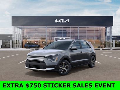 New 2025 Kia Niro LX