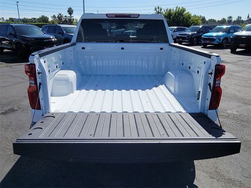 Used 2026 Chevrolet Silverado 1500 Custom image 24