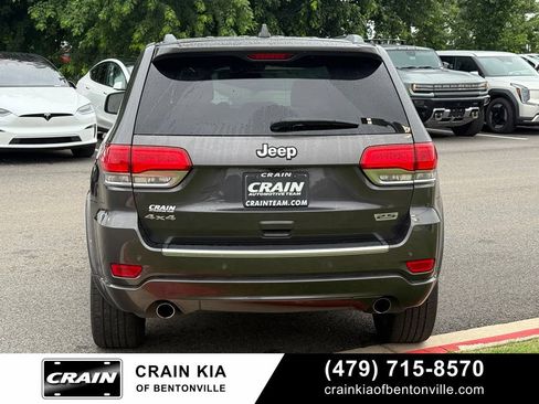 Used 2018 Jeep Grand Cherokee Limited AWD/4WD image 6