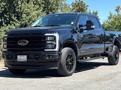 Certified 2024 Ford F250 Lariat w/ Lariat Ultimate Package AWD/4WD image 8