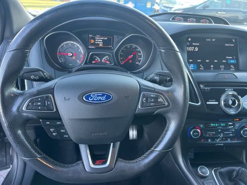 Used 2017 Ford Focus ST w/ Equipment Group 402A image 27