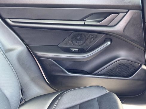 Used 2023 Porsche Taycan Base image 11