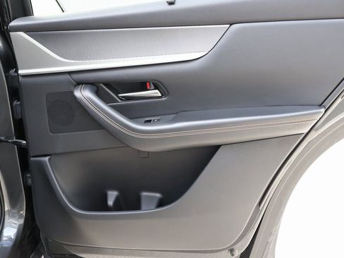 Used 2024 MAZDA CX-90 3.3 Turbo w/ Premium Package image 11