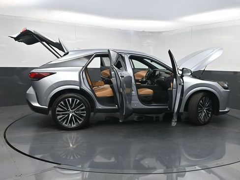 Used 2023 Lexus RX 350 Premium Plus w/ Accessory Package AWD/4WD image 40