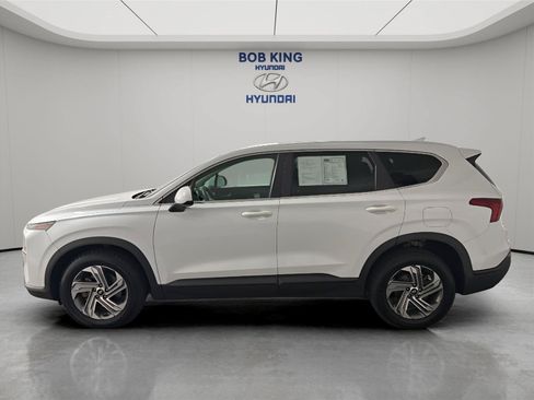 Used 2021 Hyundai Santa Fe SE FWD image 2