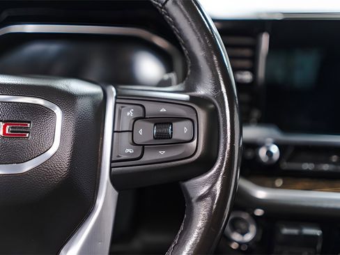 Used 2023 GMC Sierra 1500 Elevation w/ Preferred Package image 12