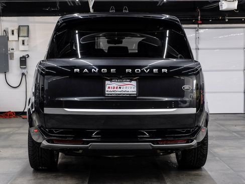 Used 2023 Land Rover Range Rover Autobiography image 17