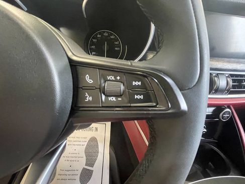 Used 2020 Alfa Romeo Stelvio AWD w/ Cold Weather Package image 17