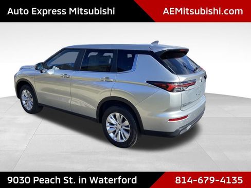 New 2026 Mitsubishi Outlander ES AWD/4WD image 5