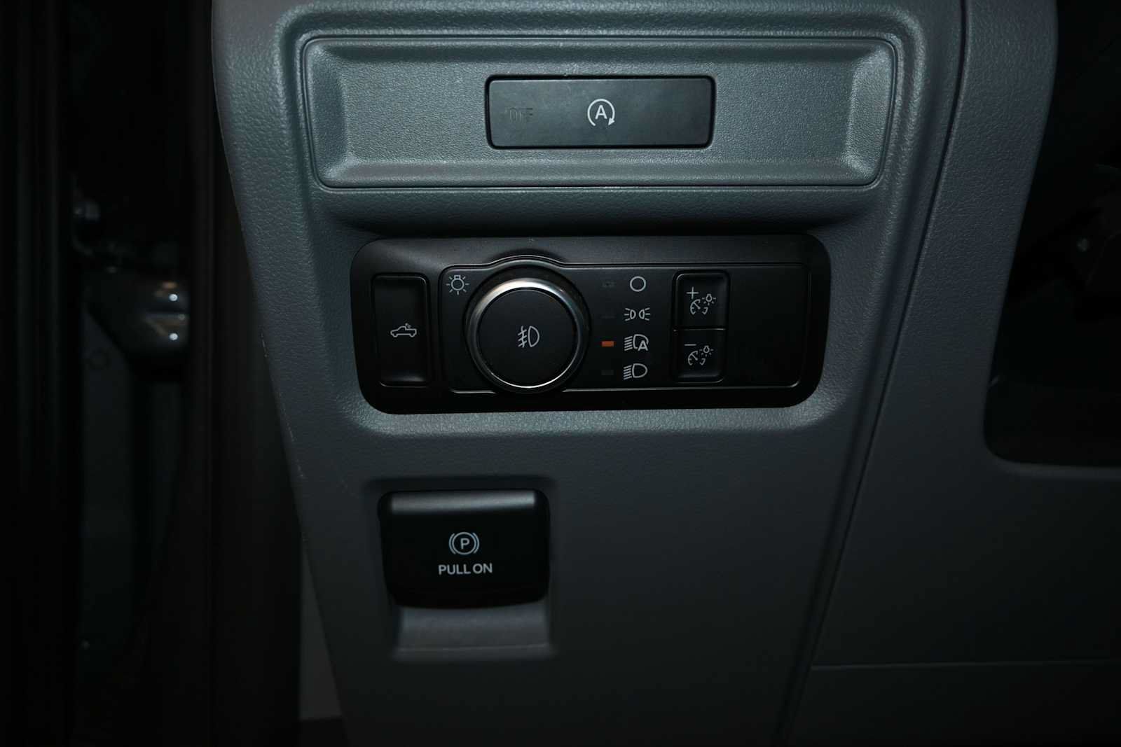 Used 2025 Ford F150 XLT w/ Equipment Group 301A Standard AWD/4WD image 18
