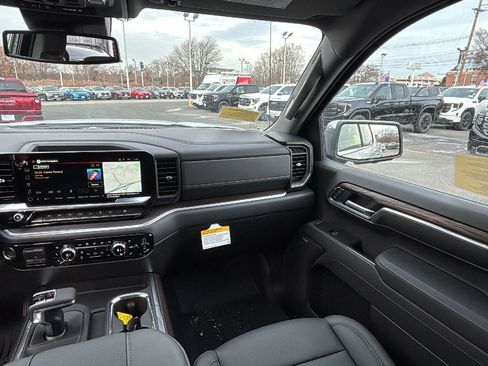 New 2026 GMC Sierra 1500 SLT w/ SLT Premium Plus Package image 28