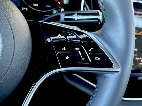 New 2026 Mercedes-Benz E 350 4MATIC Sedan image 19