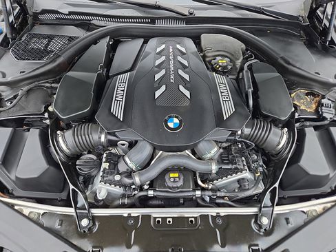 Used 2021 BMW M850i Gran Coupe xDrive w/ Driving Assistance Package image 27