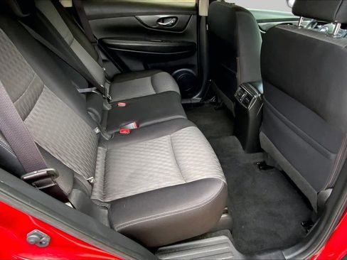 Used 2017 Nissan Rogue S AWD/4WD image 19