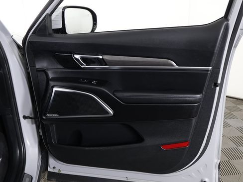 Used 2023 Kia Telluride SX X-Line image 28