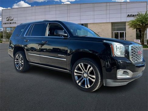 Used 2018 GMC Yukon Denali w/ Denali Ultimate Package image 2