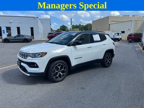 Used 2025 Jeep Compass Limited AWD/4WD image 1