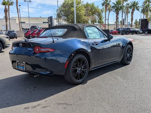 New 2026 MAZDA MX-5 Miata Club w/ Interior Package RWD image 9