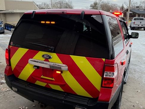 Used 2011 Ford Expedition XL w/ HD Trailer Tow Pkg image 3