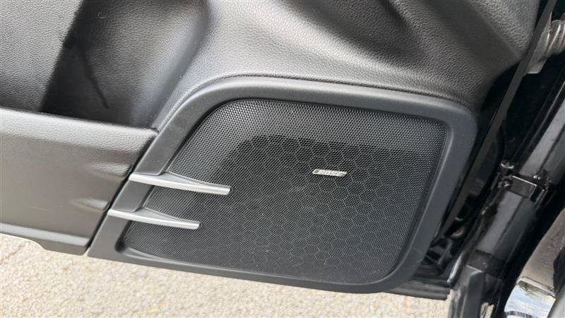 Used 2016 Porsche Cayenne AWD/4WD image 30