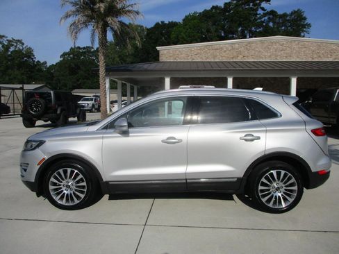 Used 2018 Lincoln MKC Reserve w/ Lincoln MKC Climate Package FWD image 3