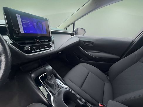 Used 2024 Toyota Corolla LE FWD image 14
