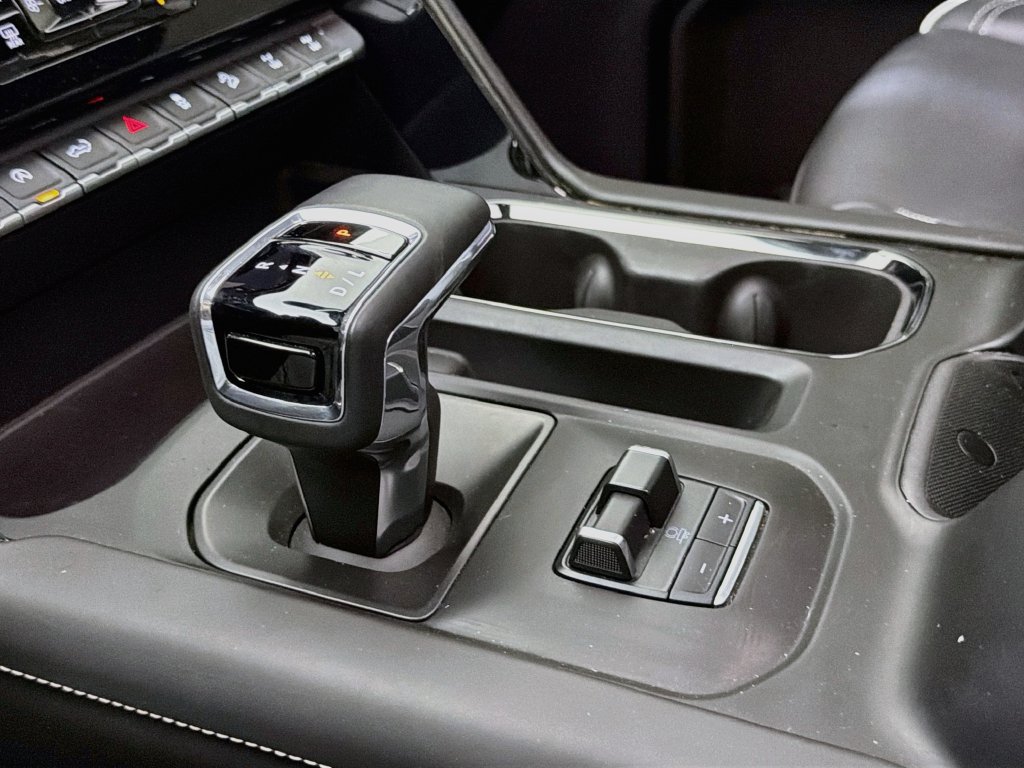 Used 2023 GMC Sierra 1500 AT4X AWD/4WD image 22