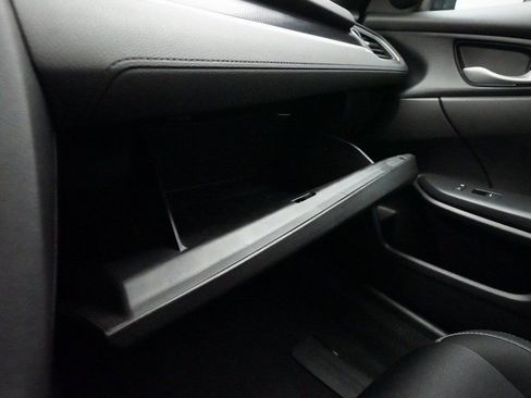 Used 2020 Honda Civic Sport image 29