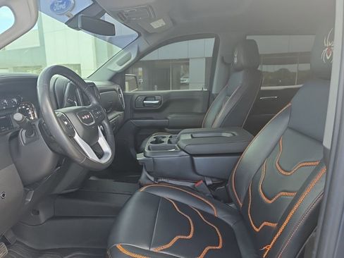 Used 2021 GMC Sierra 1500 SLT image 15