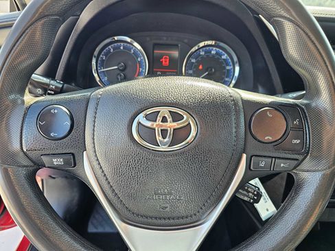 Used 2019 Toyota Corolla LE FWD image 22