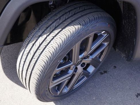 New 2026 Jeep Compass Limited image 10