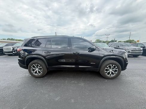 Used 2024 GMC Acadia AT4 w/ Luxury Package AWD/4WD image 2