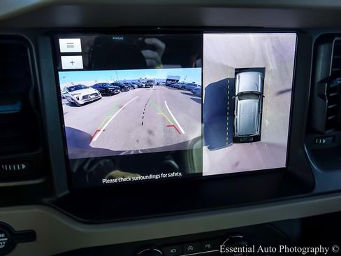 Used 2023 Ford Bronco Wildtrak image 18