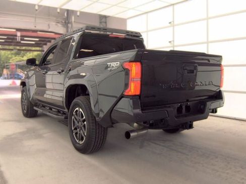Used 2024 Toyota Tacoma TRD Sport w/ TRD Sport Upgrade Package AWD/4WD image 6