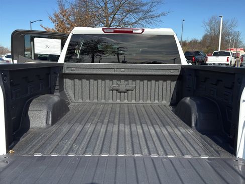 New 2026 Chevrolet Silverado 1500 LT w/ Z71 Off-Road Package image 28