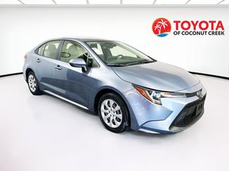 Used 2020 Toyota Corolla LE video 1