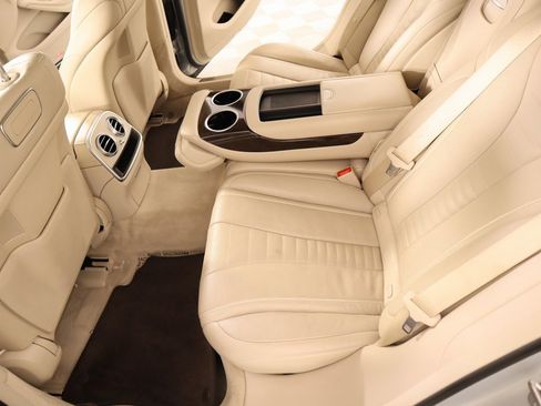 Used 2019 Mercedes-Benz S 560 Sedan image 12