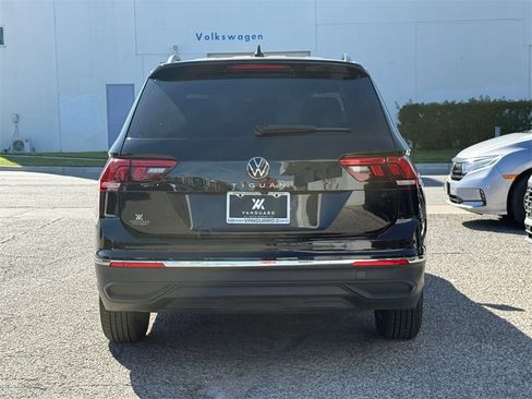 New 2024 Volkswagen Tiguan S image 7