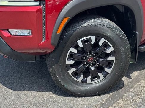 Used 2023 Nissan Frontier PRO-4X w/ Pro Convenience Package AWD/4WD image 11