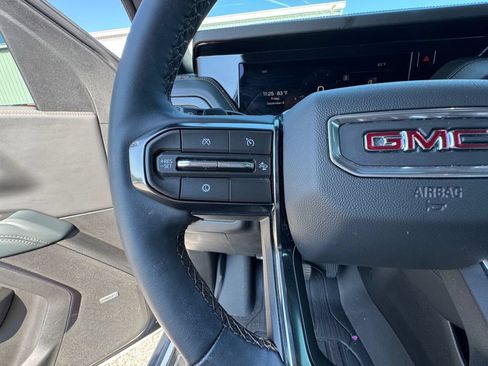 Used 2026 GMC Yukon XL AT4 w/ AT4 Premium Package AWD/4WD image 22