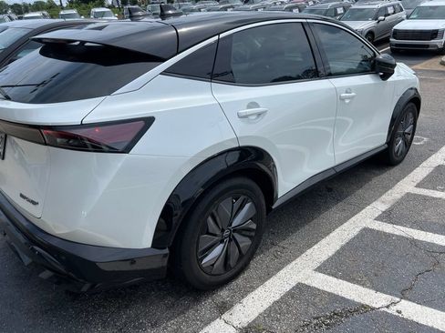 Used 2024 Nissan Ariya FWD image 5