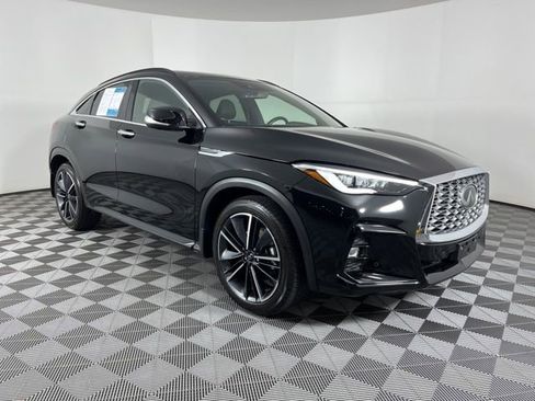 Used 2024 INFINITI QX55 Essential AWD/4WD image 2