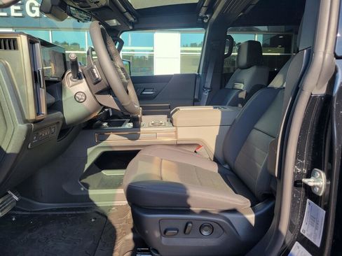 New 2025 GMC Hummer EV 3X w/ LPO, Illumination Package image 23