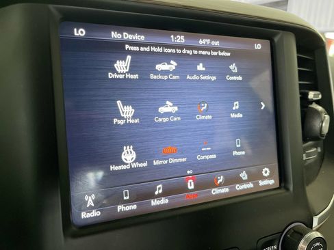 Used 2020 RAM 2500 Laramie w/ Chrome Appearance Group AWD/4WD image 15
